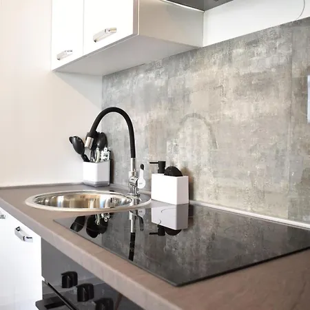 Luxe Central With Private Parking**** Apartment