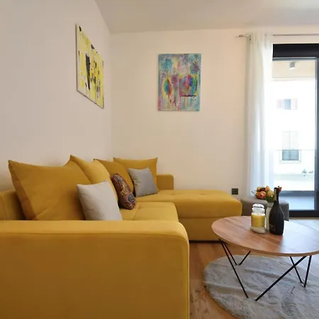 Luxe Central With Private Parking**** Apartamento